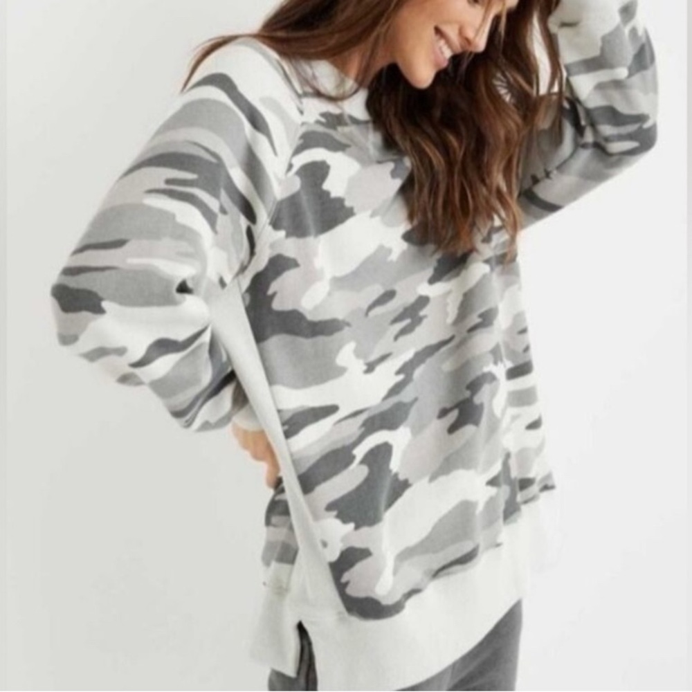 Aerie Good Vibes Gray Camo Oversized Crewneck Sweatshirt Women’s XS Comfy